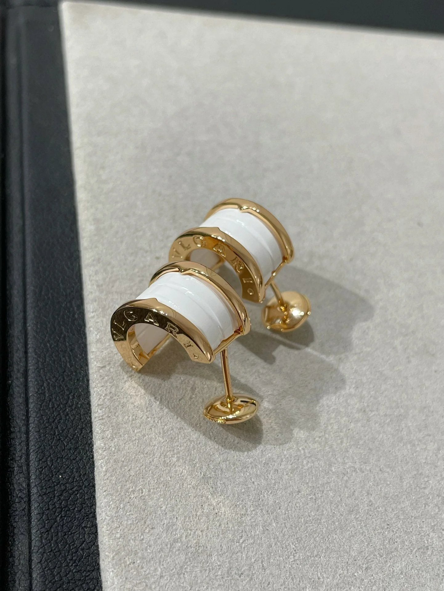 [BV]ZERO 1 PINK GOLD CERAMIC EARRINGS