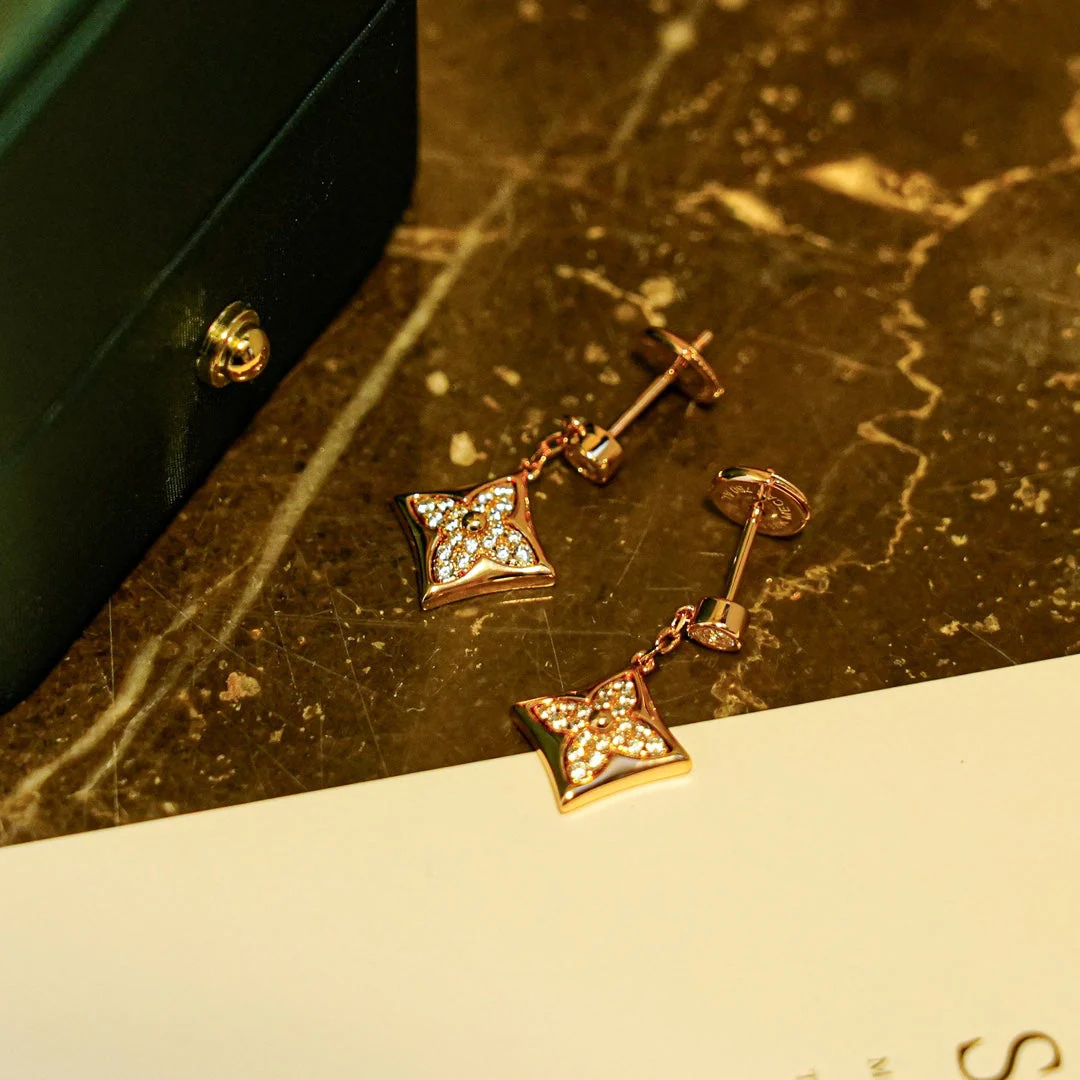 [Loui]STAR DIAMONDS EARRINGS GOLD