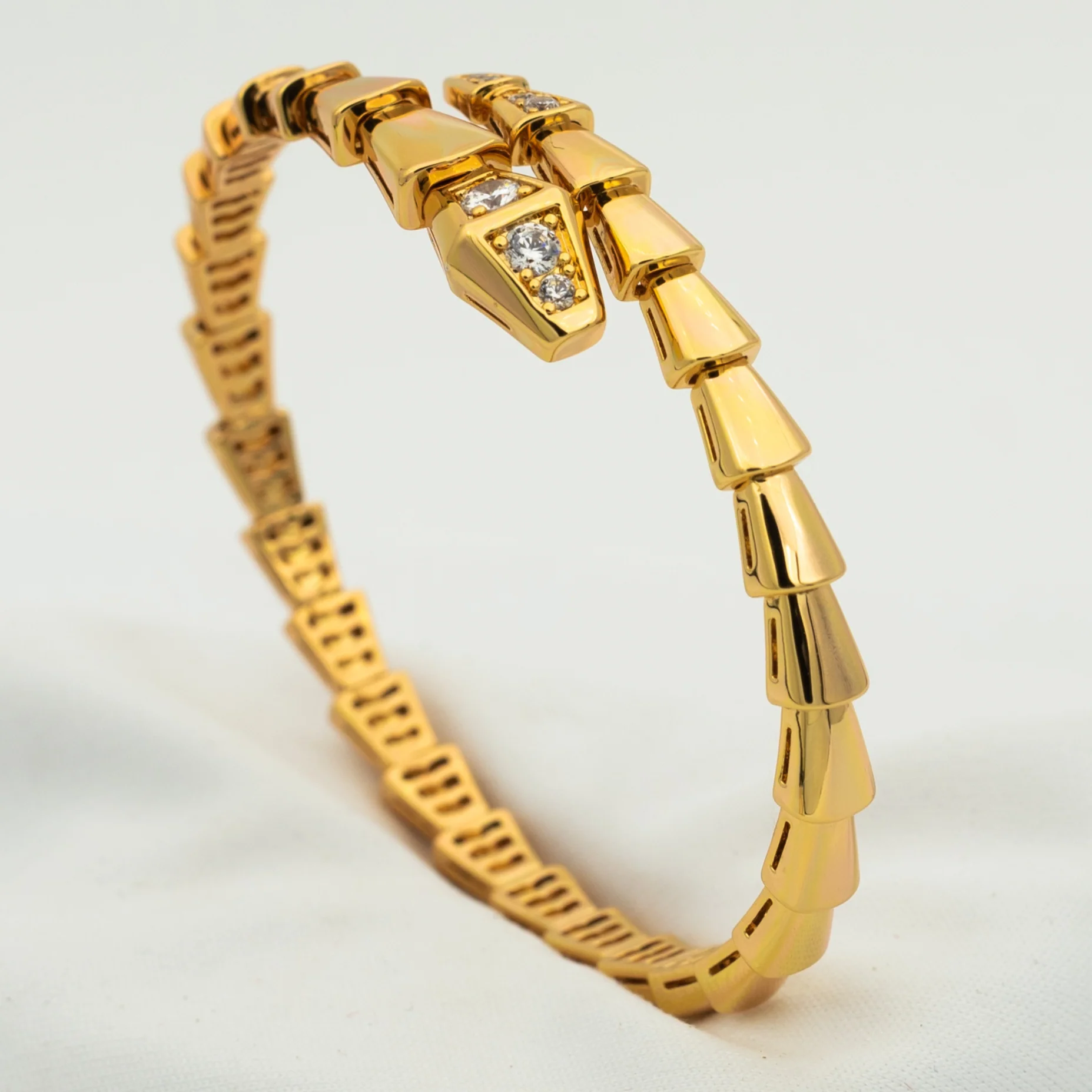 [BV]SERPENTI BRACELET DIAMONDS PINK GOLD