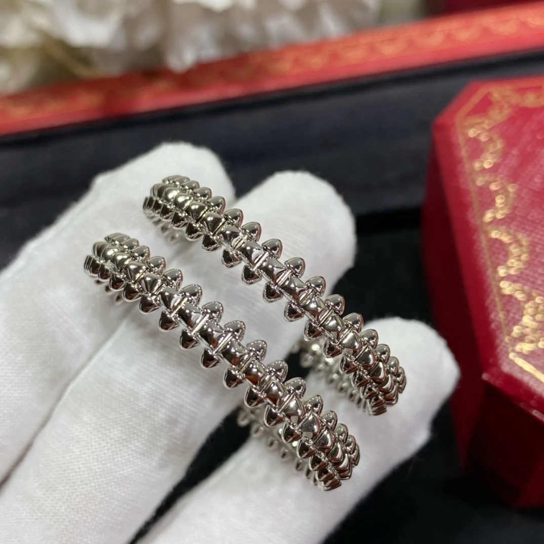 [CT]CLASH LARGE HOOP EARRINGS