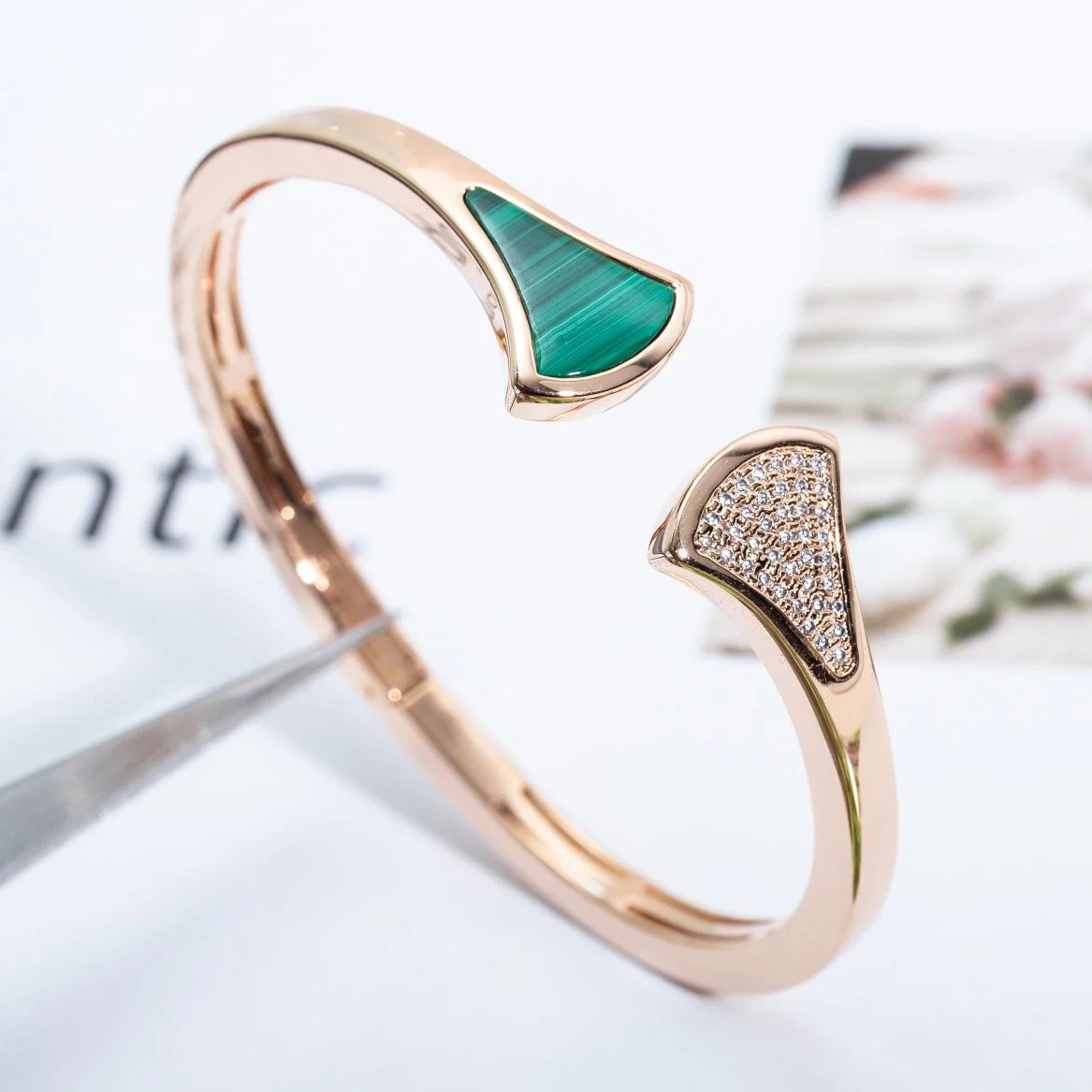 [BV]DREAM BRACELET OPEN MALACHITE PINK GOLD