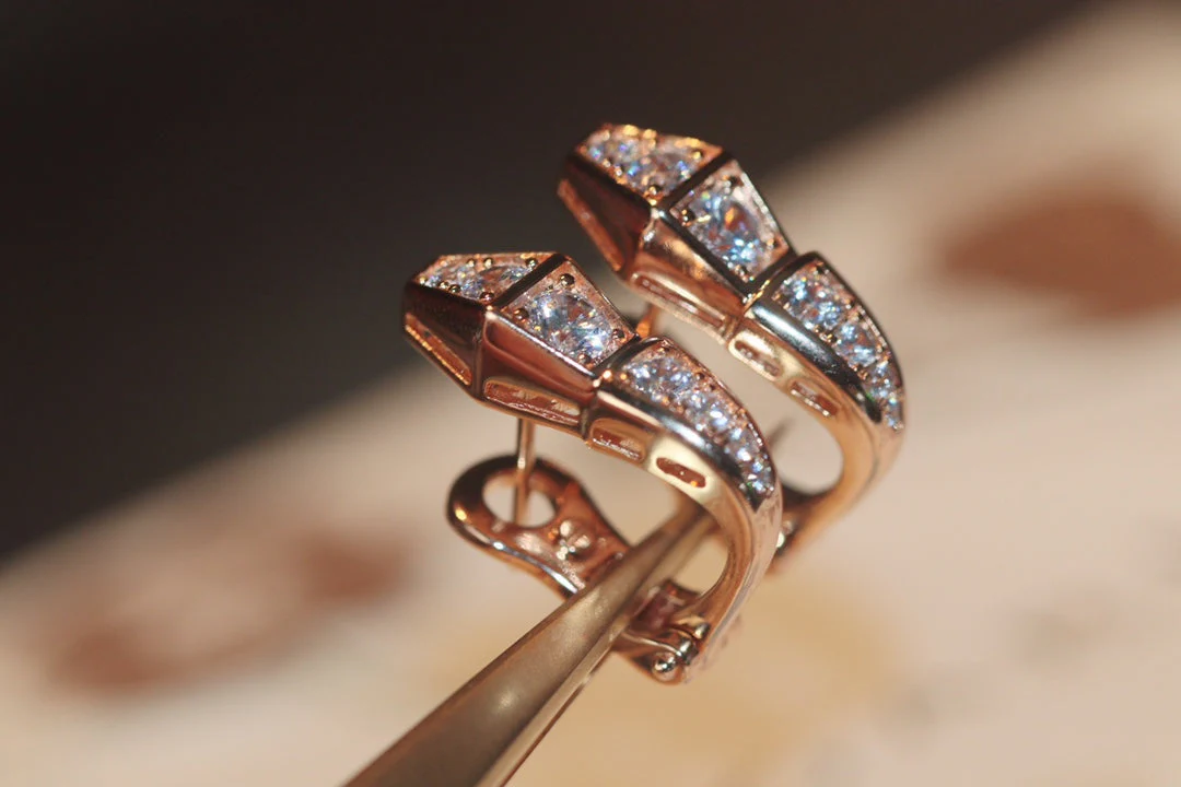 [BV]SERPENT PINK GOLD DIAMOND EARRINGS