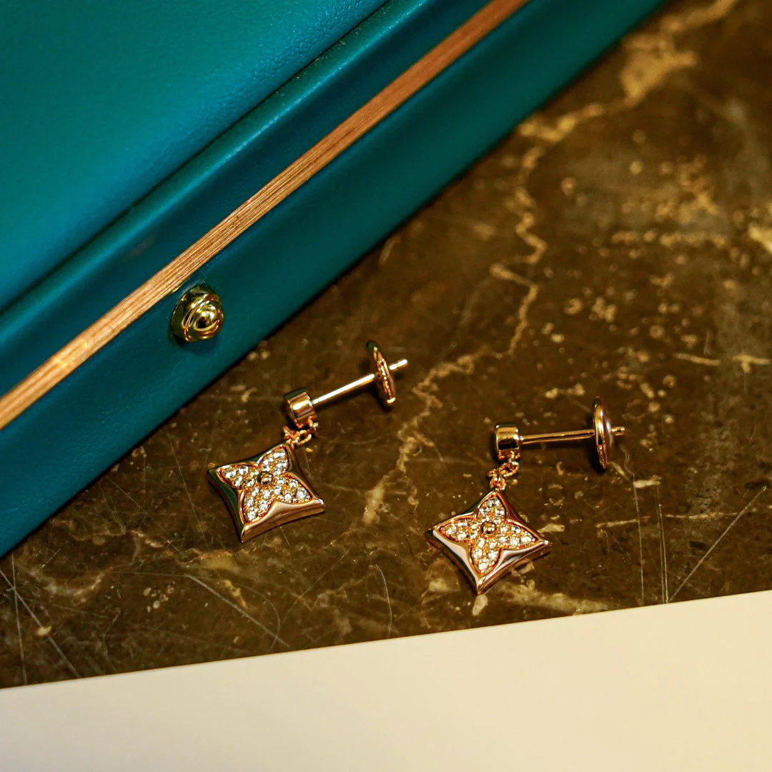 [Loui]STAR DIAMONDS EARRINGS GOLD