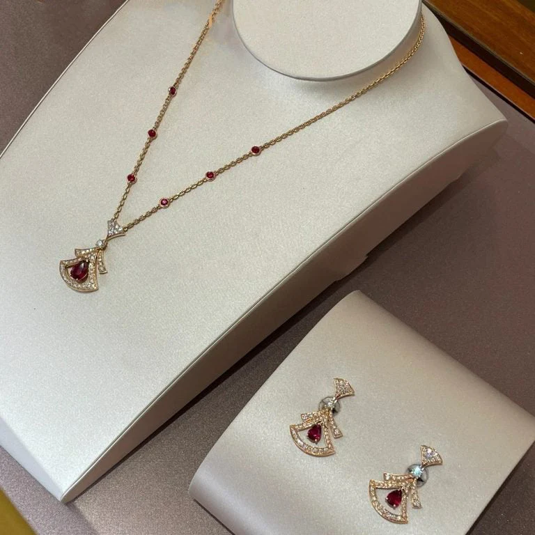 [BV]DREAM NECKLACE CARNELIAN DIAMOND PINK GOLD