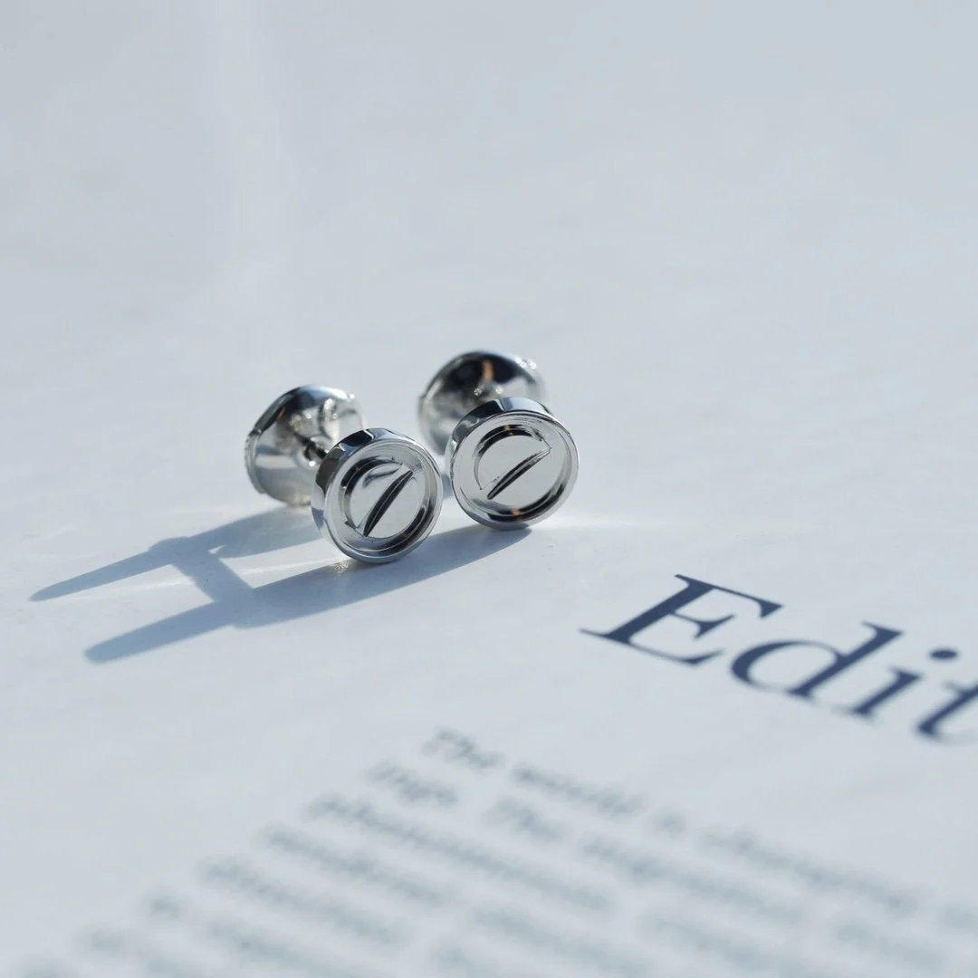[Hmes]LOVE EARRINGS SILVER 10MM