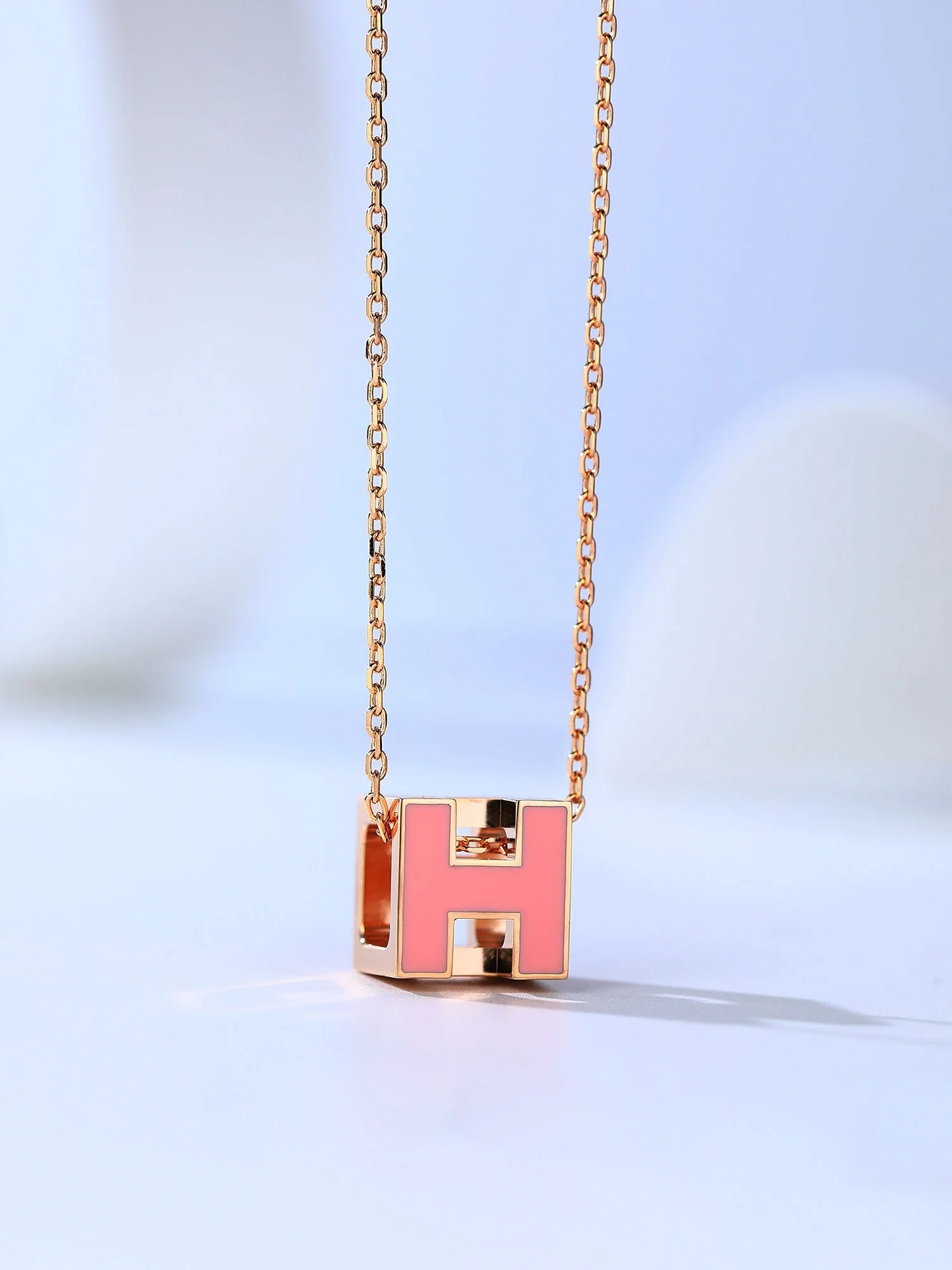 [Hmes]H CAGE PINK GOLD NECKLACE