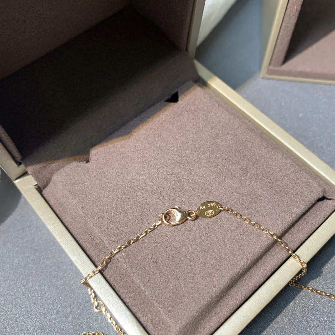 [CH]JEUX DE PINK GOLD DIAMOND NECKLACE
