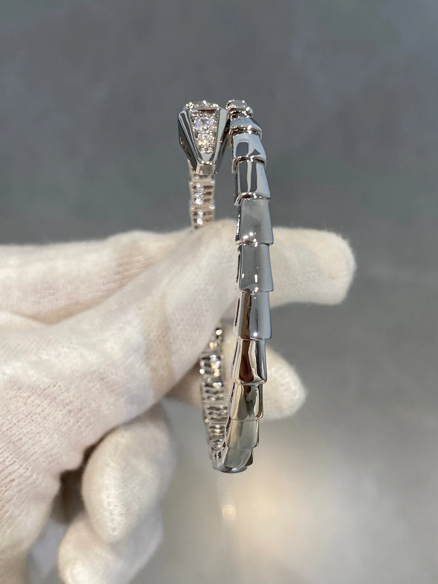 [BV]SERPENTI BRACELET DIAMONDS SILVER