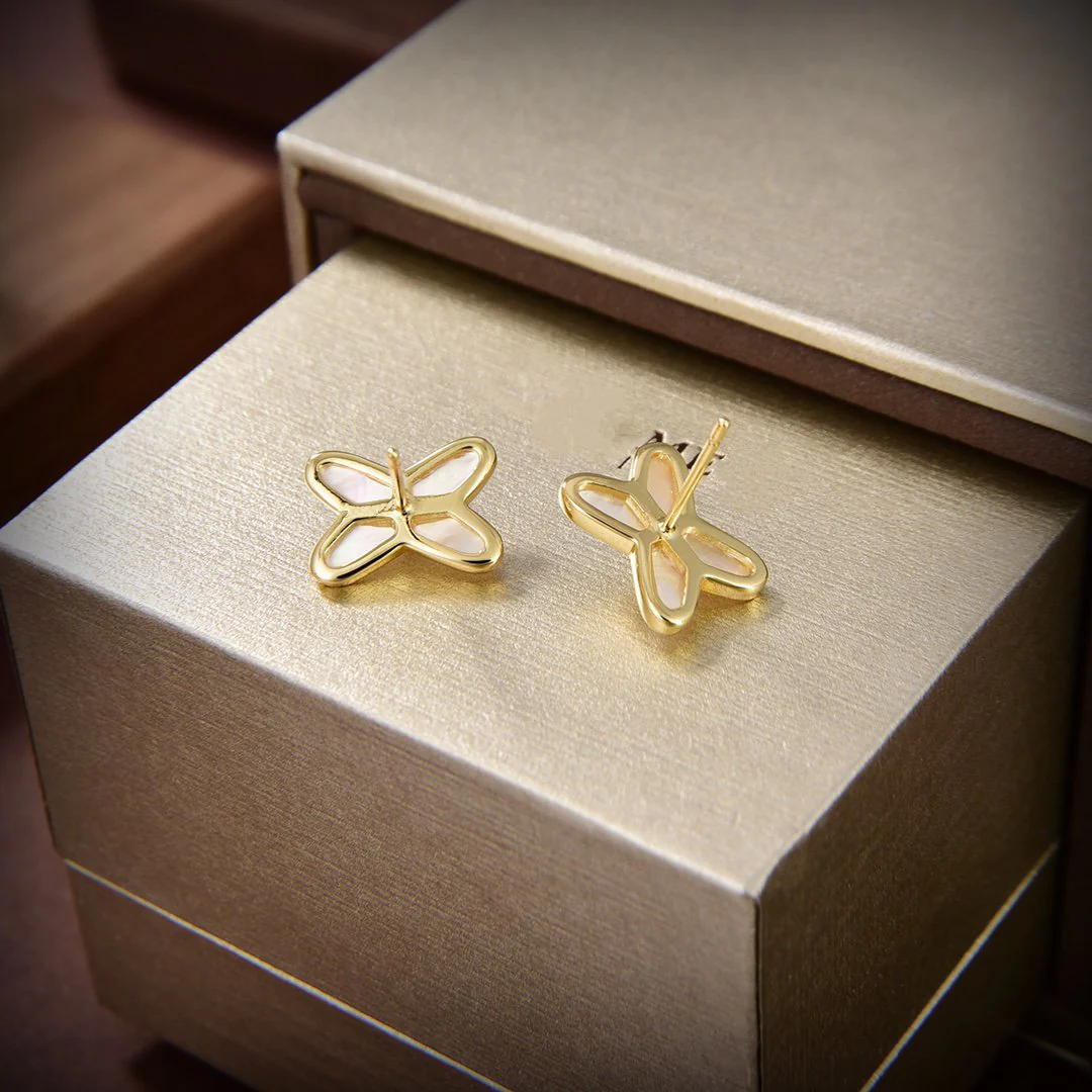 [CH]JEUX DE WHITE MOP GOLD DIAMOND EARRINGS