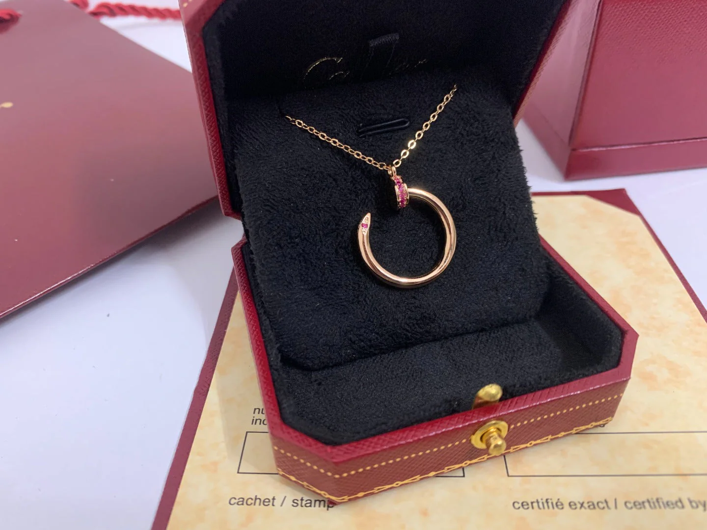 [CT]JUSTE PINK DIAMOND NECKLACE