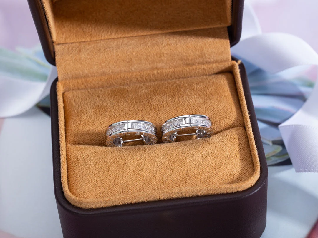 [BV]ZERO 1 MINI SILVER DIAMOND EARRINGS