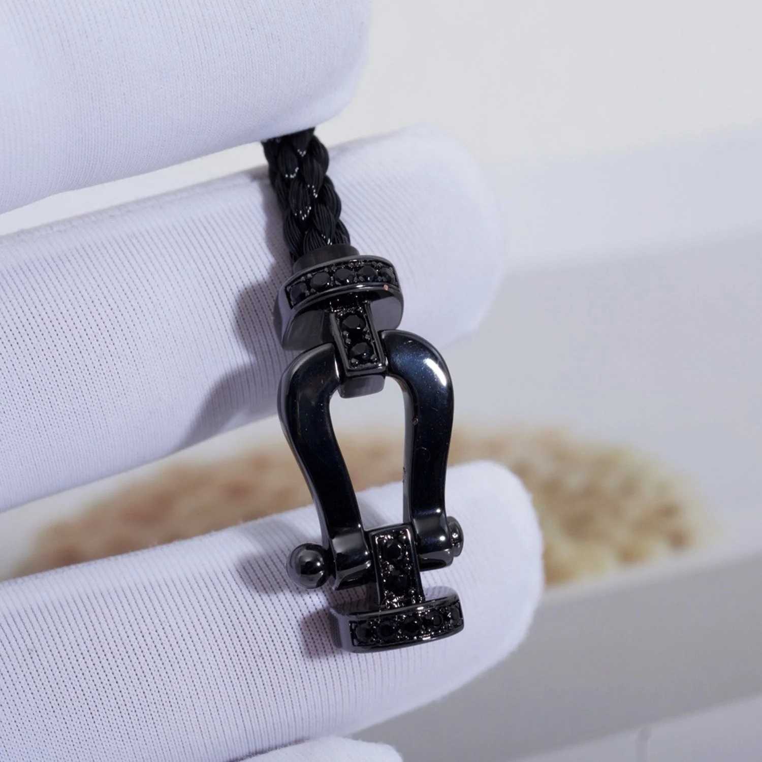 [FE]FORCE LARGE SERIES HORSESHOE BLACK SAMURAI BRACELET