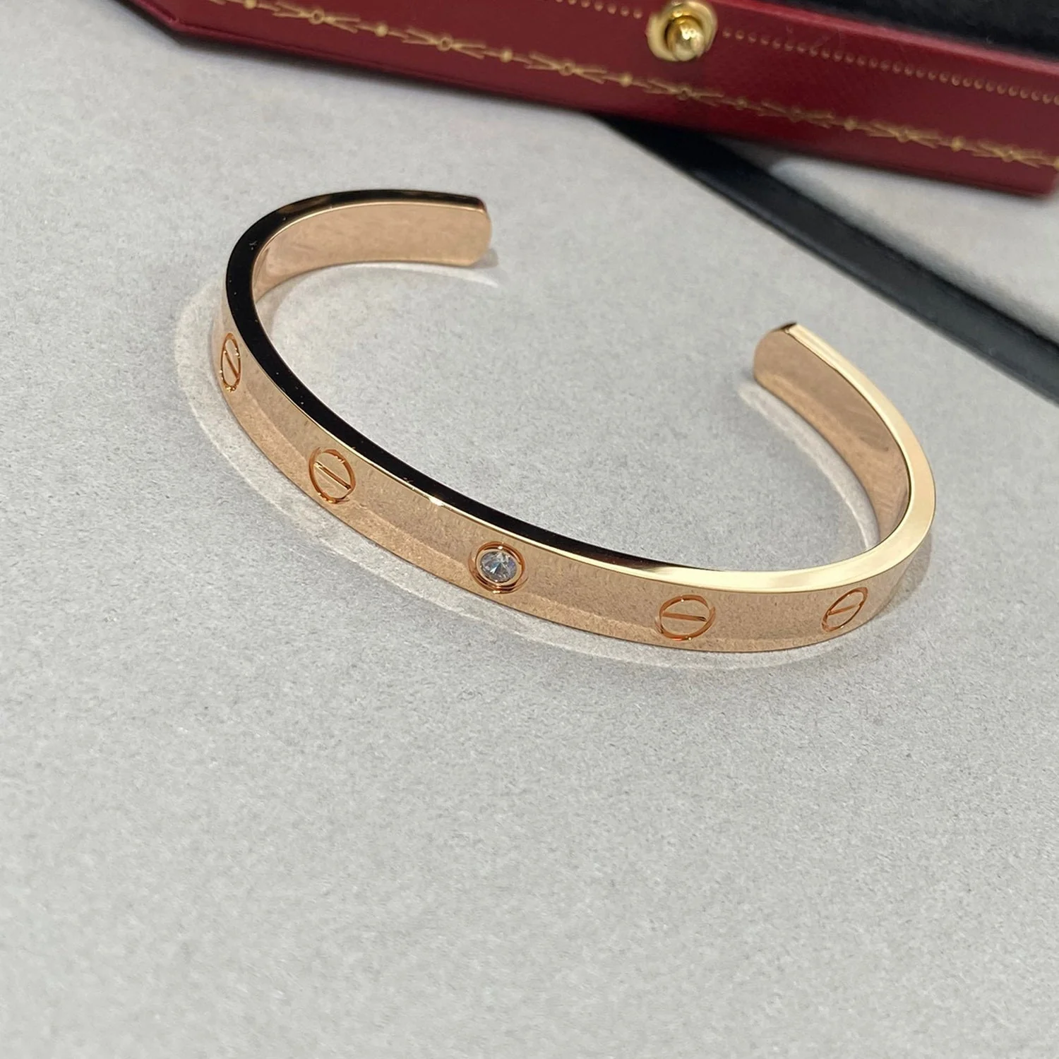 [CT]LOVE BRACELET 6.1MM 1 DIAMOND OPEN CUFF