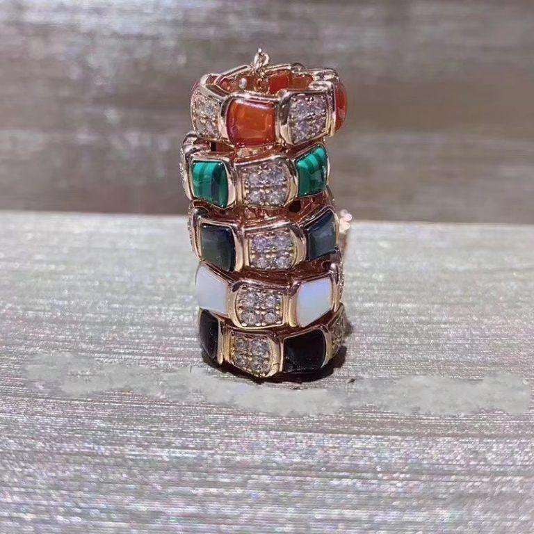 [BV]SERPENTI PEDANT DIAMOND NECKLACE