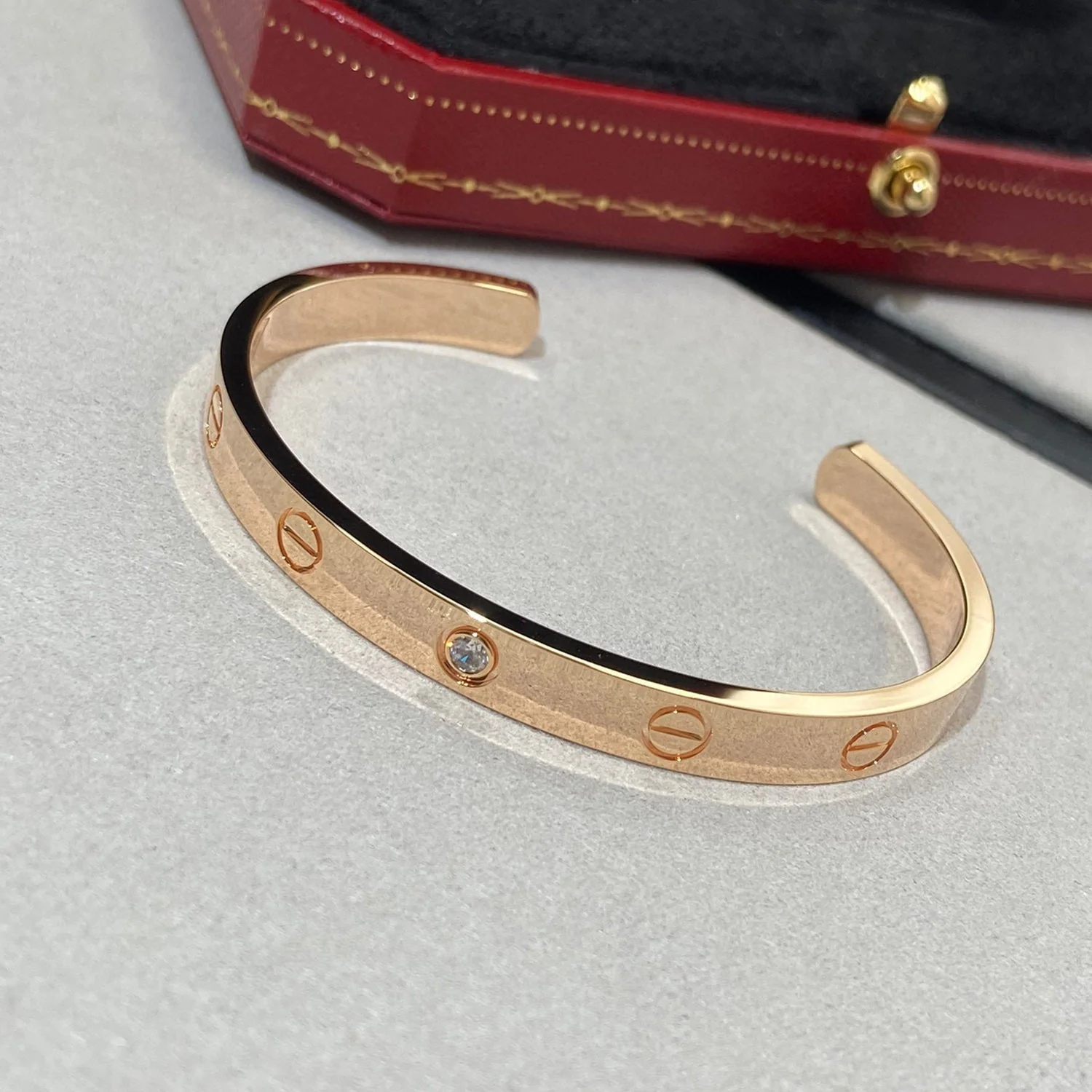 [CT]LOVE BRACELET 6.1MM 1 DIAMOND OPEN CUFF