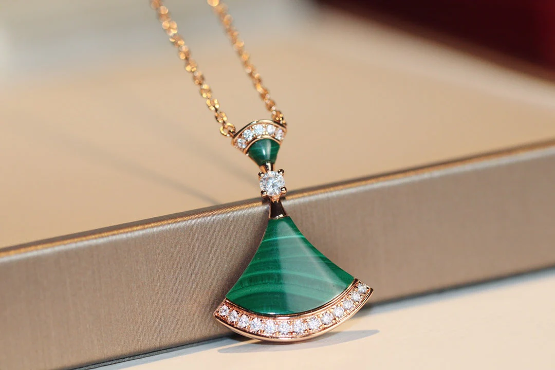 [BV]DREAM NECKLACE MALACHITE DIAMOND