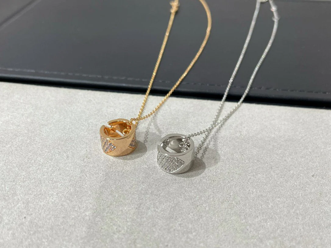 [CH]LIENS EVIDENCE DIAMOND PAVED NECKLACE