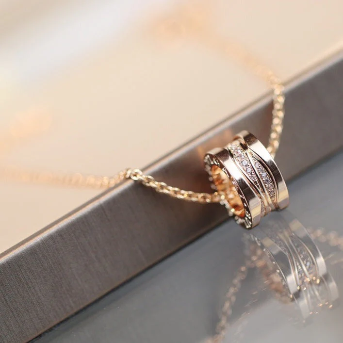 [BV]ZERO 1 PINK GOLD DIAMOND NECKLACE