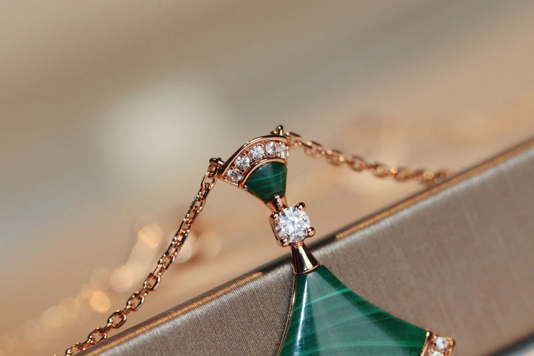 [BV]DREAM NECKLACE MALACHITE DIAMOND