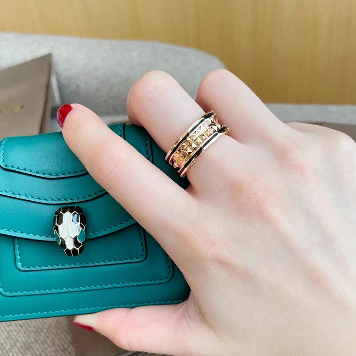 [BV]ZERO 1 GOLD BLACK CERAMIC RING