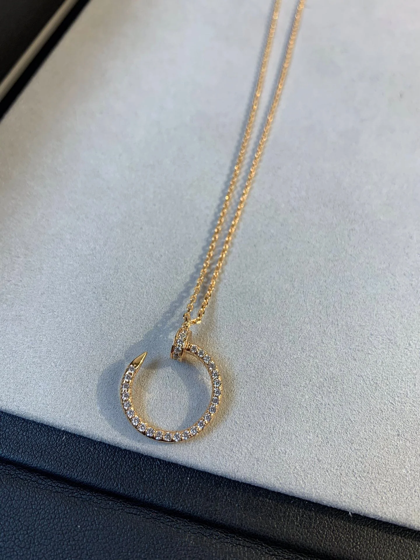 [CT]JUSTE NECKLACE PINK GOLD DIAMONDS