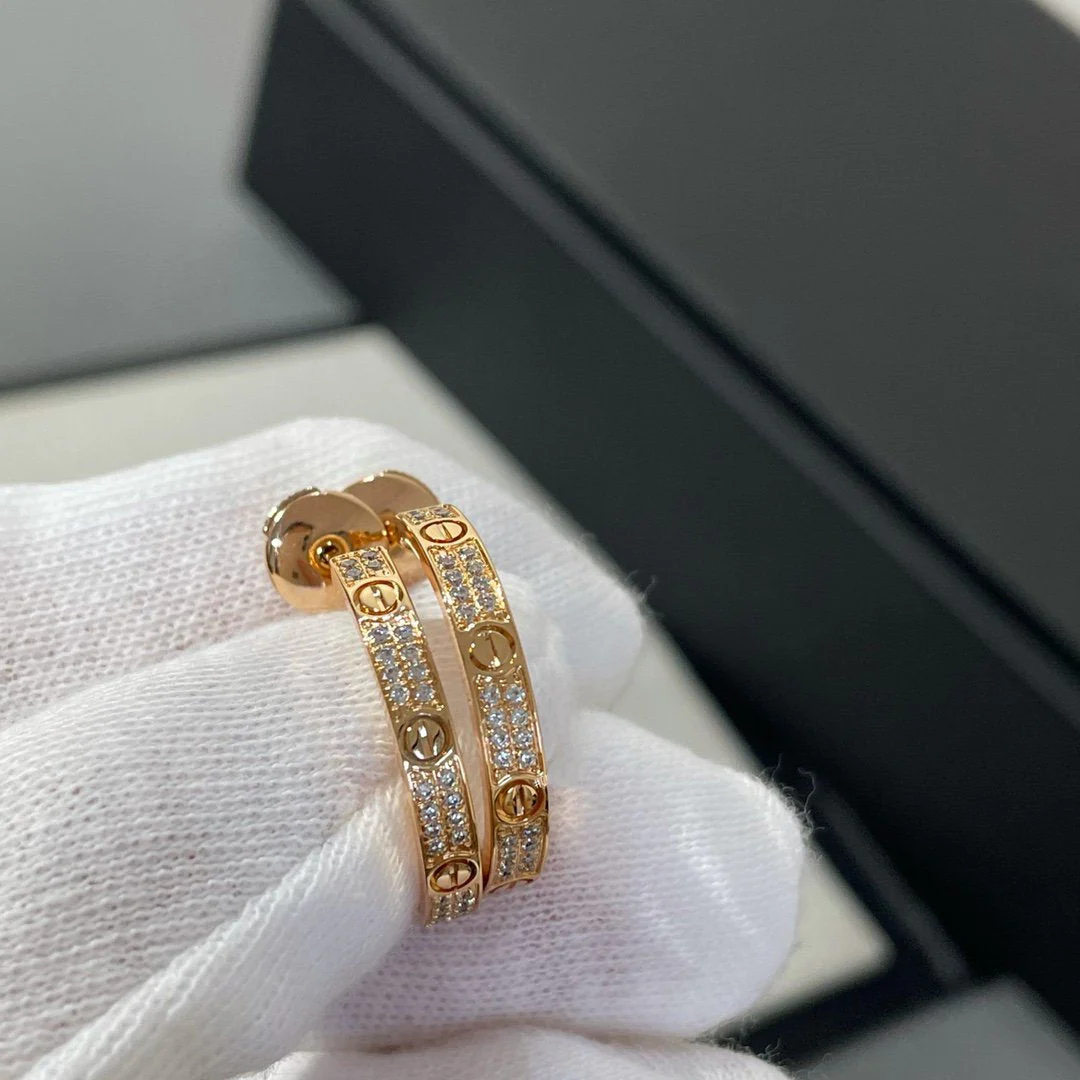 [CT]LOVE DIAMOND PINK GOLD HOOP EARRINGS
