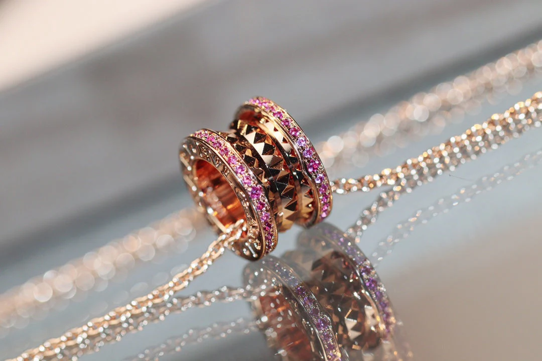 [BV]ZERO 1 ROCK PINK GOLD PINK DIAMOND NECKLACE