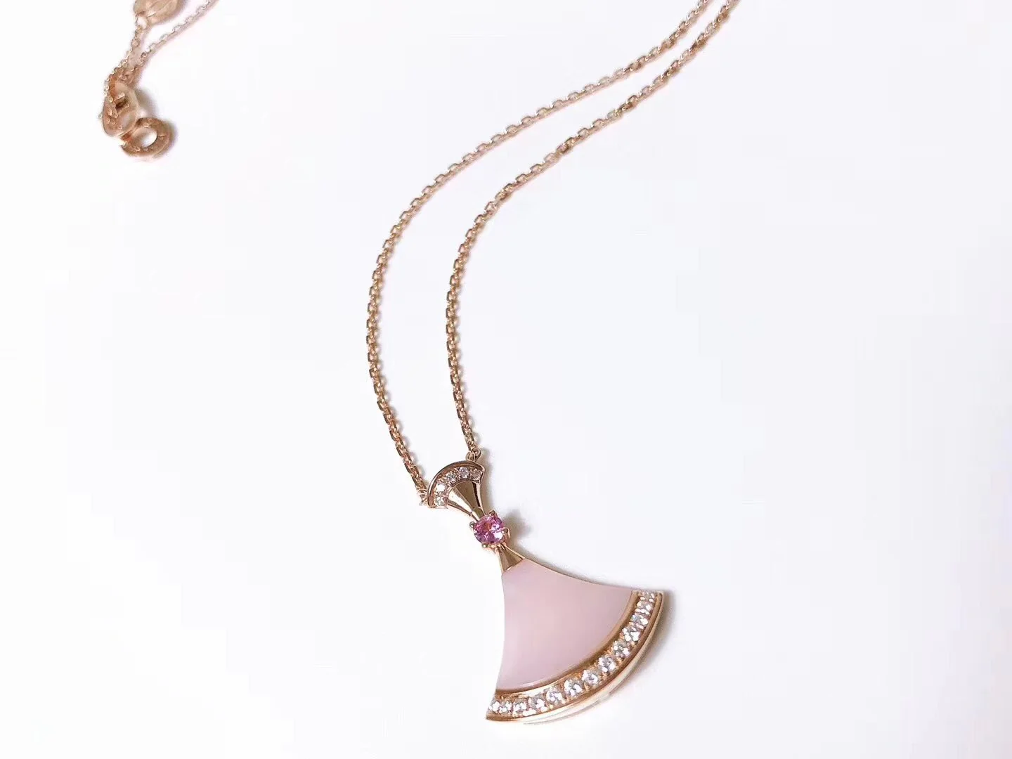 [BV]DREAM NECKLACE PINK MOP DIAMOND