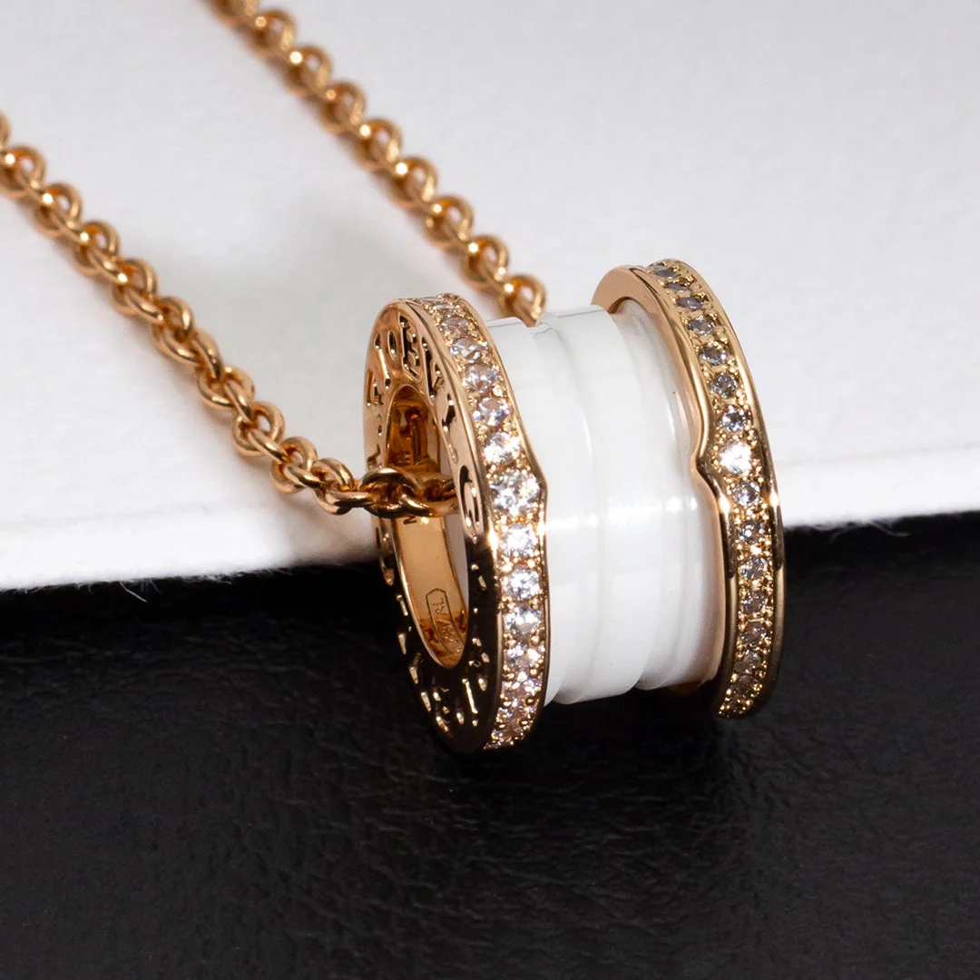 [BV]ZERO 1 WHITE CERAMIC PINK GOLD DIAMOND NECKLACE