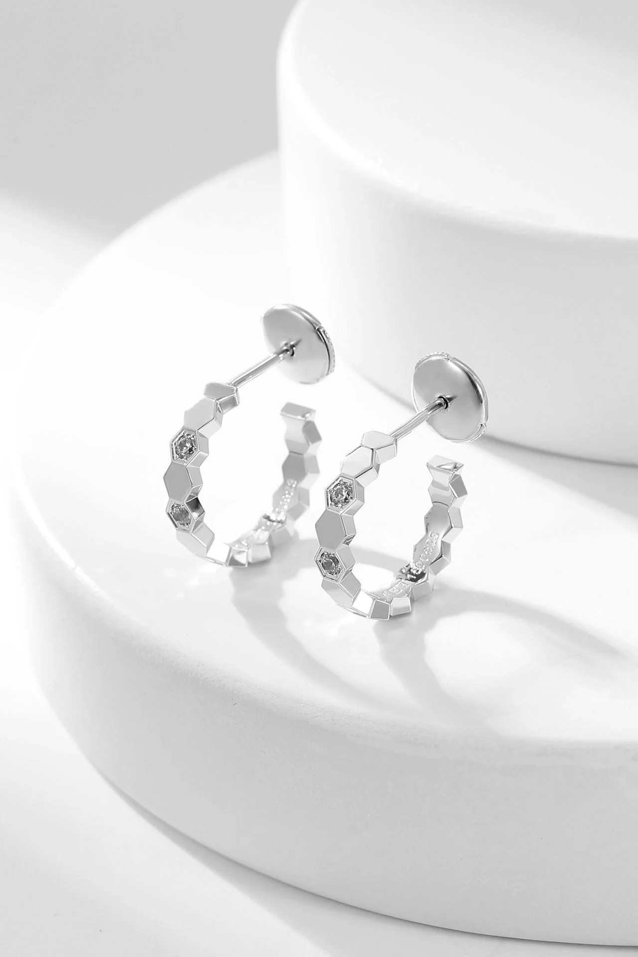 [CH]BEE LOVE DIAMOND HOOP EARRINGS