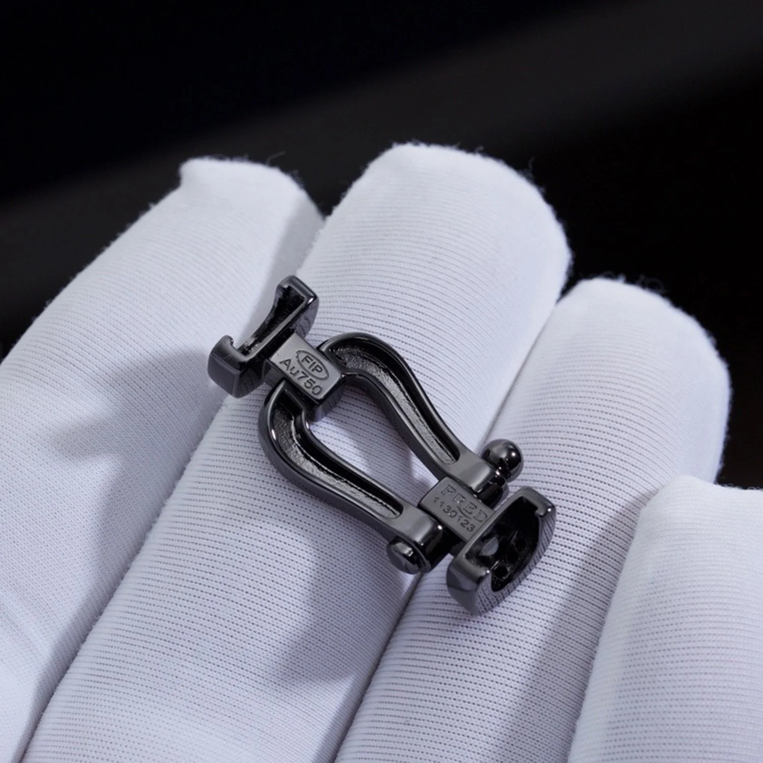 [FE]FORCE LARGE SERIES HORSESHOE BLACK SAMURAI BRACELET