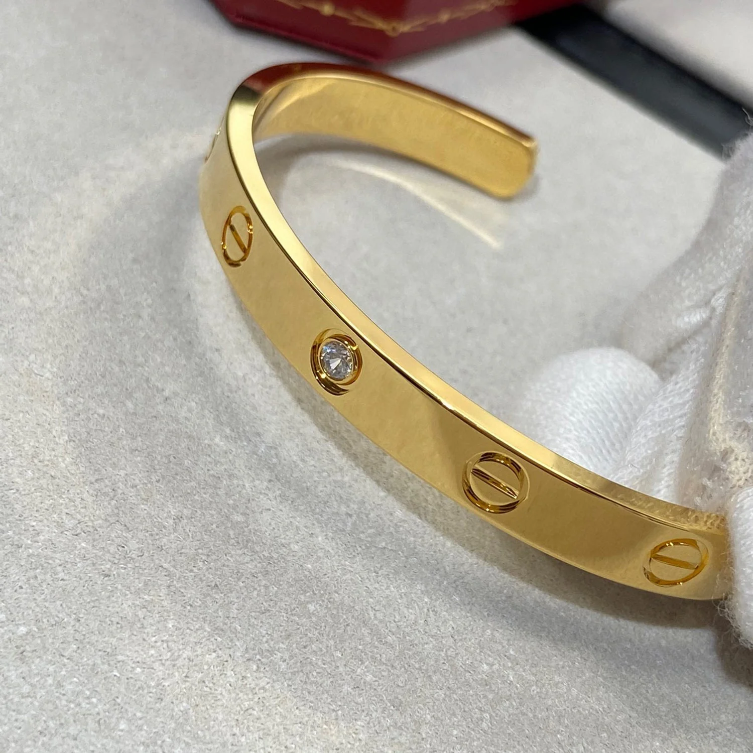 [CT]LOVE BRACELET 6.1MM 1 DIAMOND OPEN CUFF
