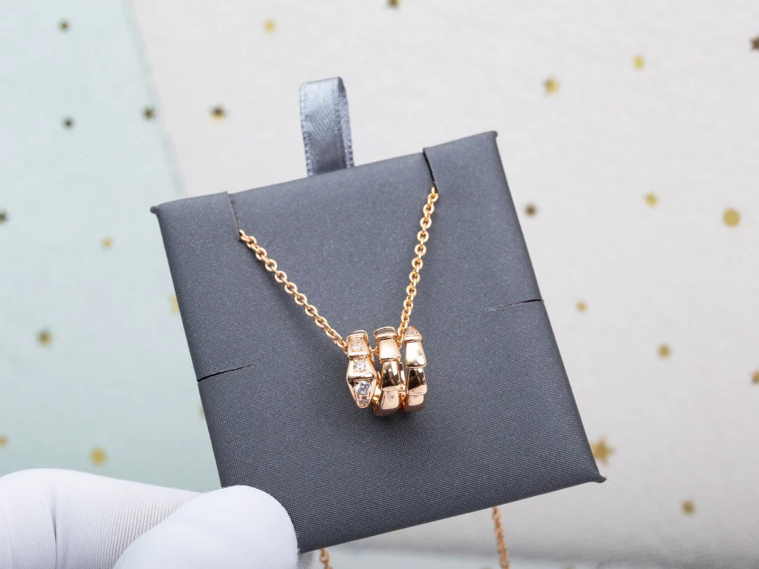 [BV]SERPENTI PINK GOLD NECKLACE DIAMOND