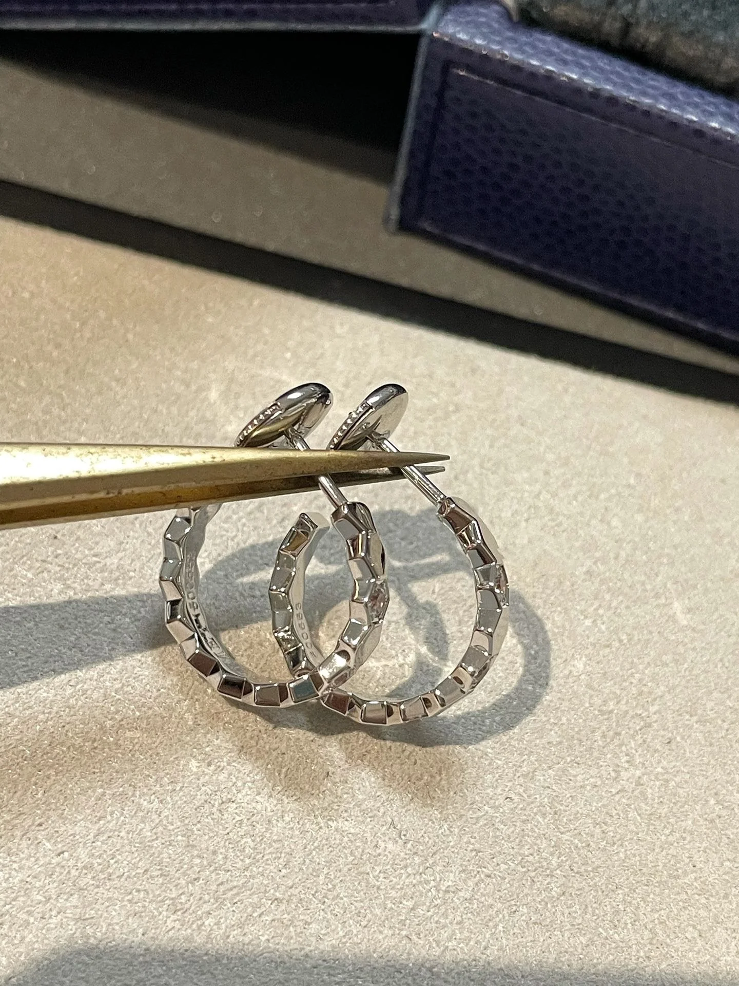 [CH]Hollow Design Four-Leaf Clover Flower Shape Ring