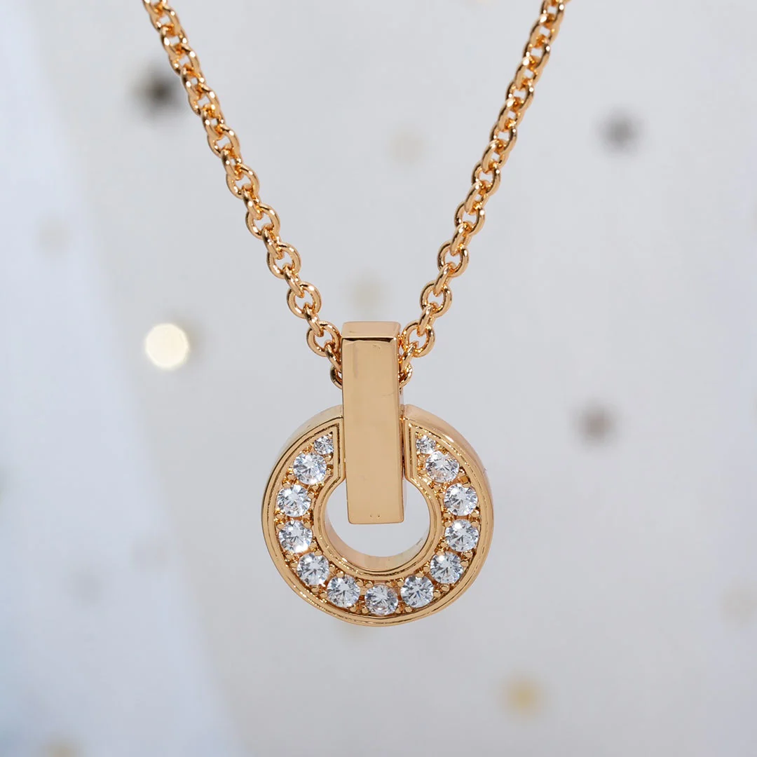 [BV]GARI NECKLACE PINK GOLD DIAMOND