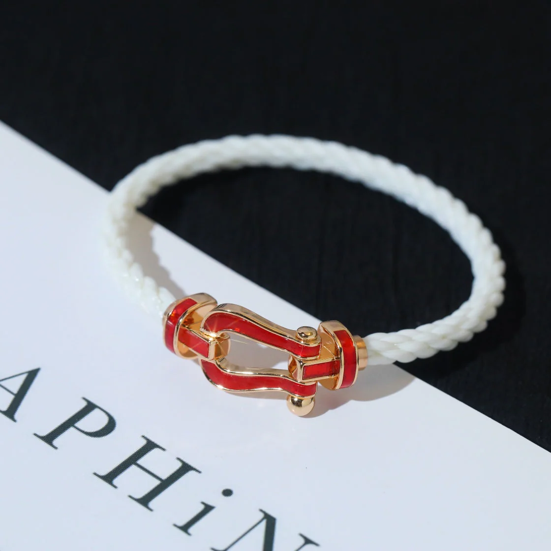 [FE]FORCE 10 WHITE TEXTILE DIAMOND PAVED