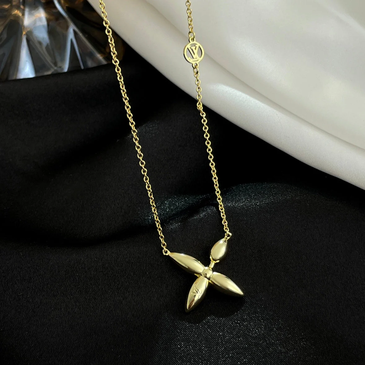 [Loui]LOUISETTE GOLD NECKLACE