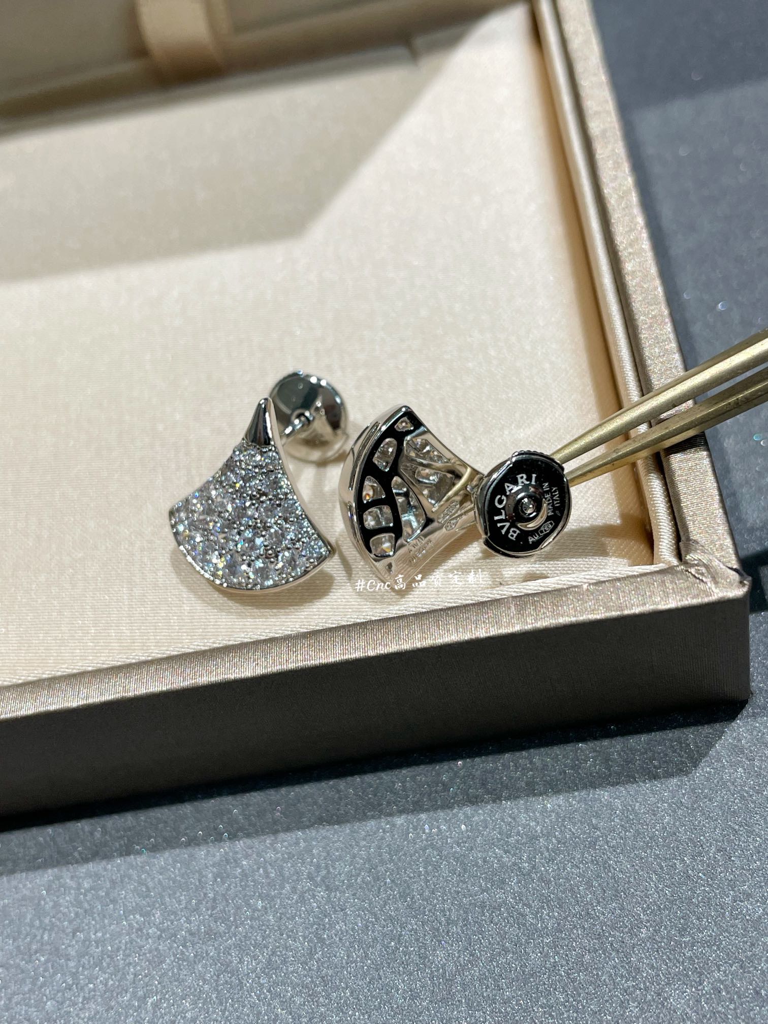 [BV]DREAM STUD EARRINGS DIAMOND