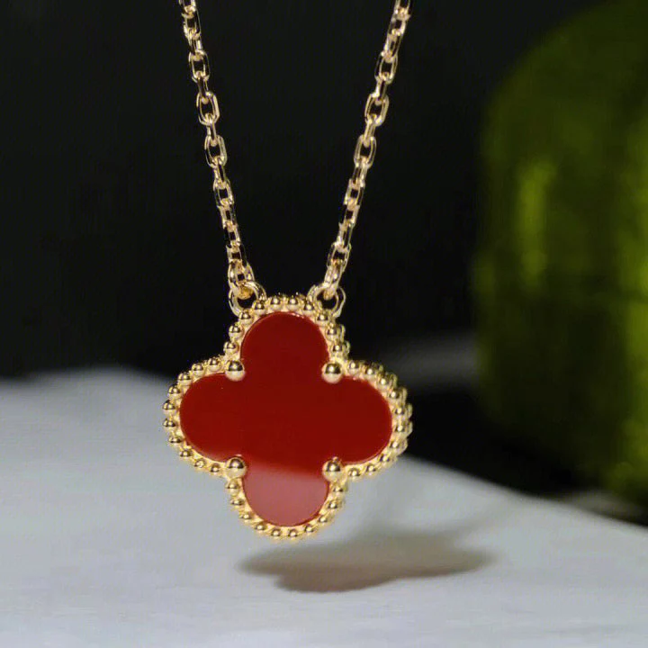 [VA]CLOVER 15MM CARNELIAN SINGLE FLOWER NECKLACE