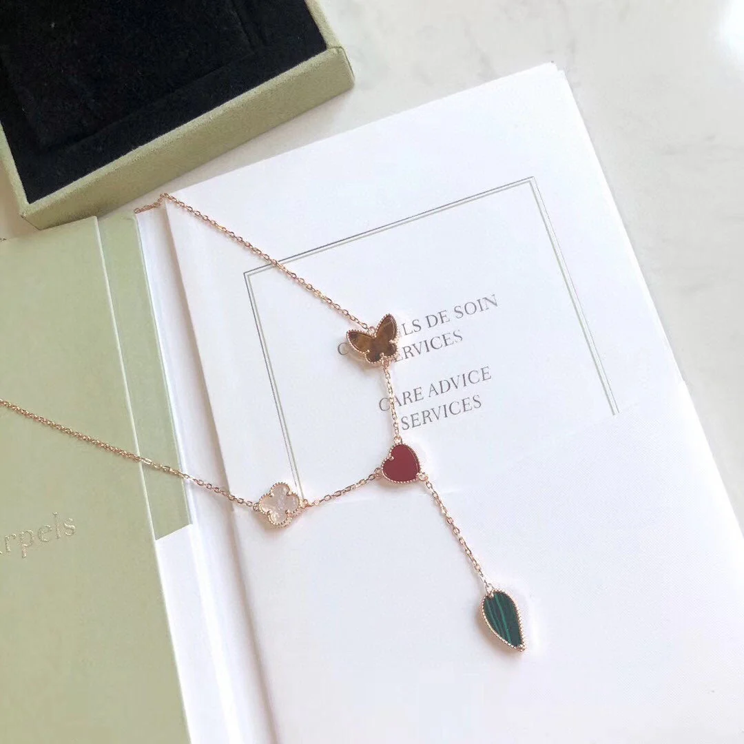 [VA]LUCKY SPRING 4 MOTIFS ROSE GOLD NECKLACE