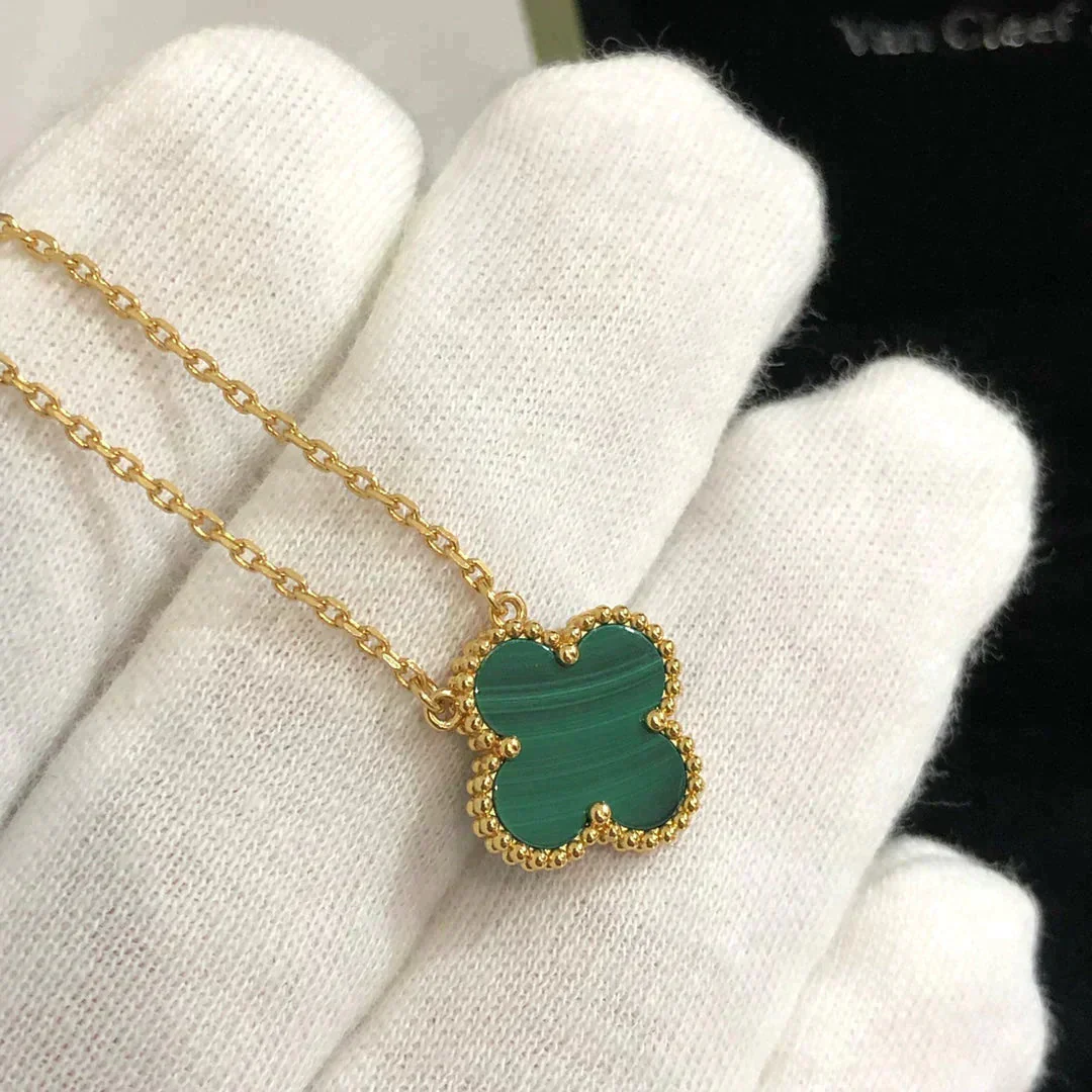 [VA]CLOVER 15MM MALACHITE SINGLE FLOWER  NECKLACE