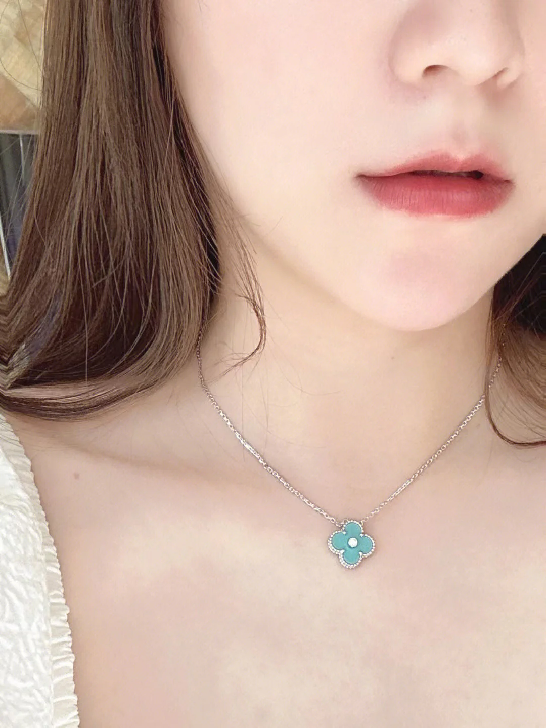 [VA]CLOVER 1 DIAMOND LIGHT BLUE SILVER NECKLACE