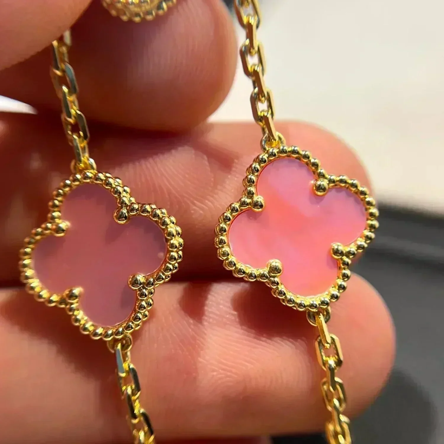 [VA]CLOVER 5 PINK MOP BRACELET