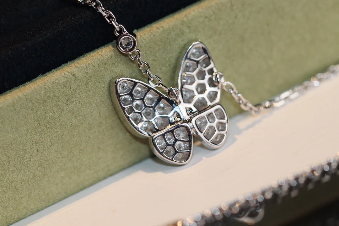 [VA]BUTTERFLY DIAMOND NECKLACE