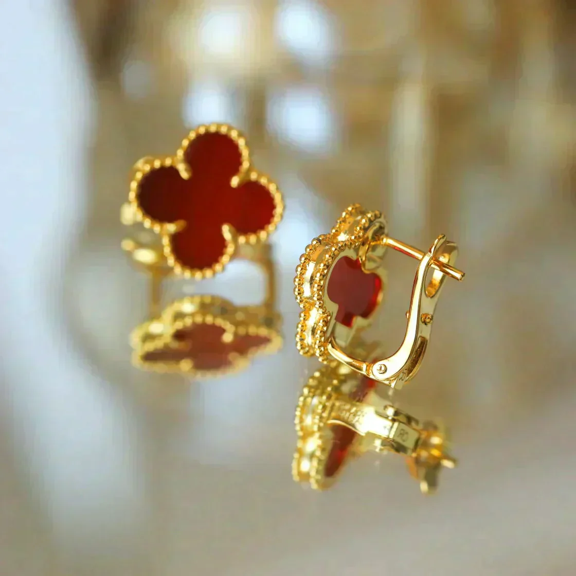 [VA]CLOVER MEDIUM 1 MOTIFS CARNELIAN  EARRINGS