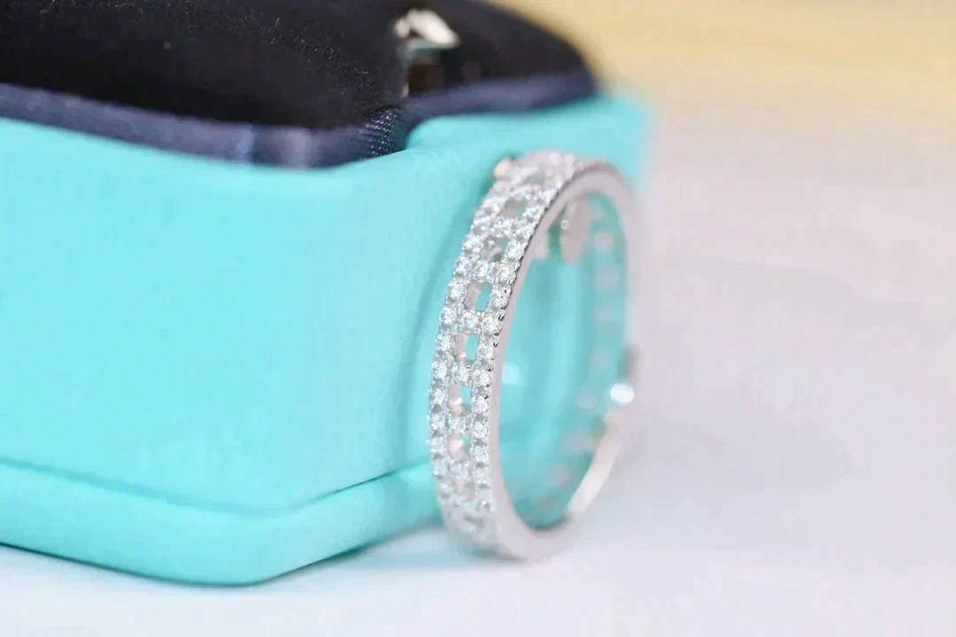 [TF]T TRUE DIAMOND PAVED RING