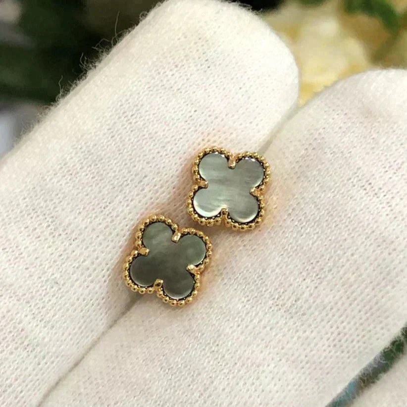 [VA]CLOVER MINI 9.5MM GRAY MOP EARRINGS