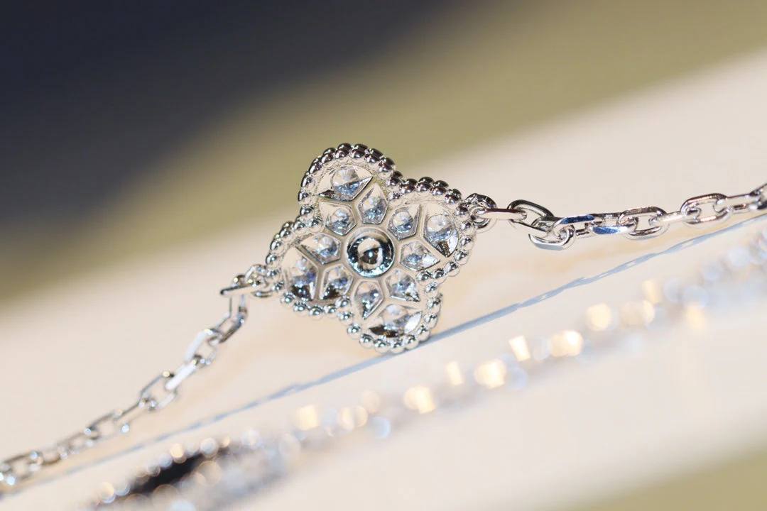 [VA]CLOVER 20 MOTIFS ONYX DIAMOND SILVER