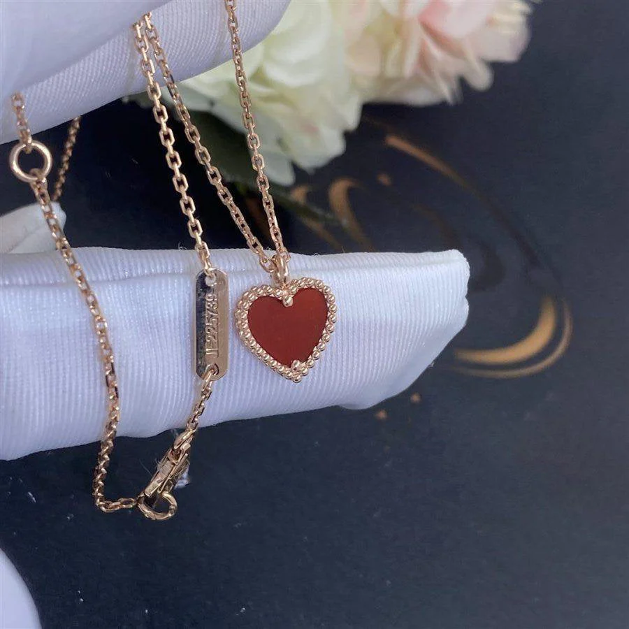 [VA]SWEET CLOVER CARNELIAN HEART NECKLACE