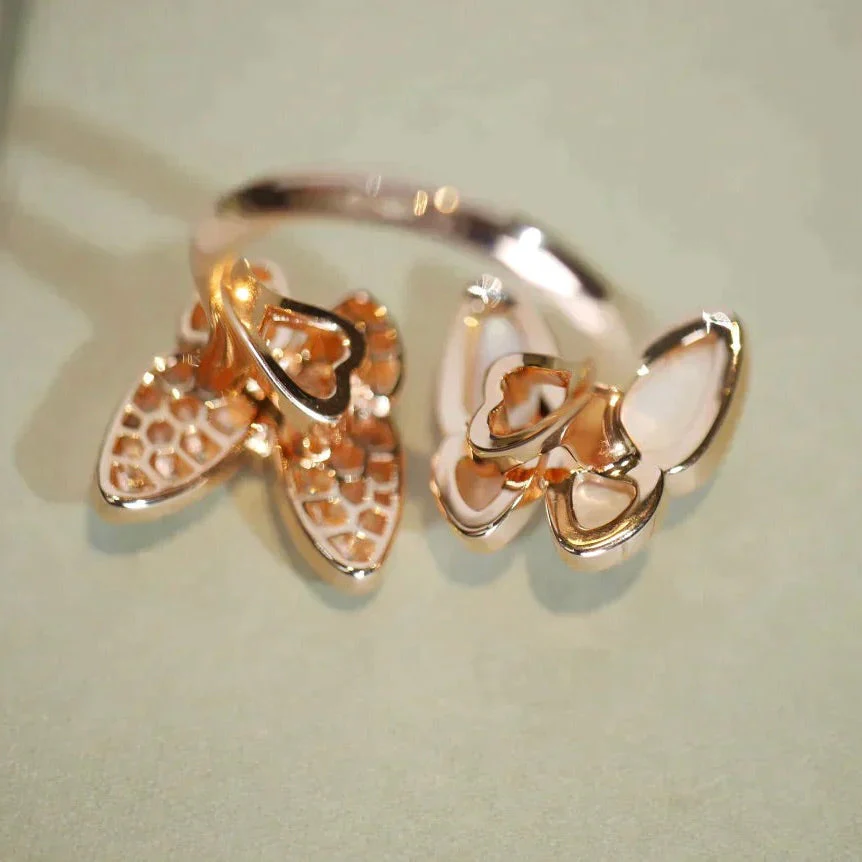 [VA]TWIN BUTTERFLY DIAMOND MOP RING